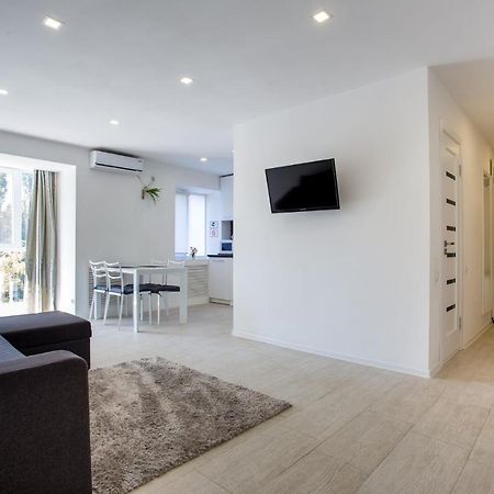 Apartment On Ushakova Cherson Exteriér fotografie