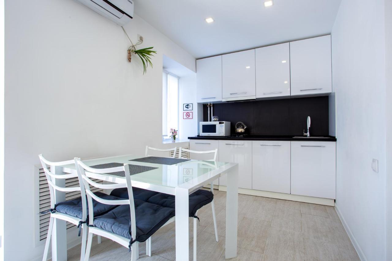 Apartment On Ushakova Cherson Exteriér fotografie